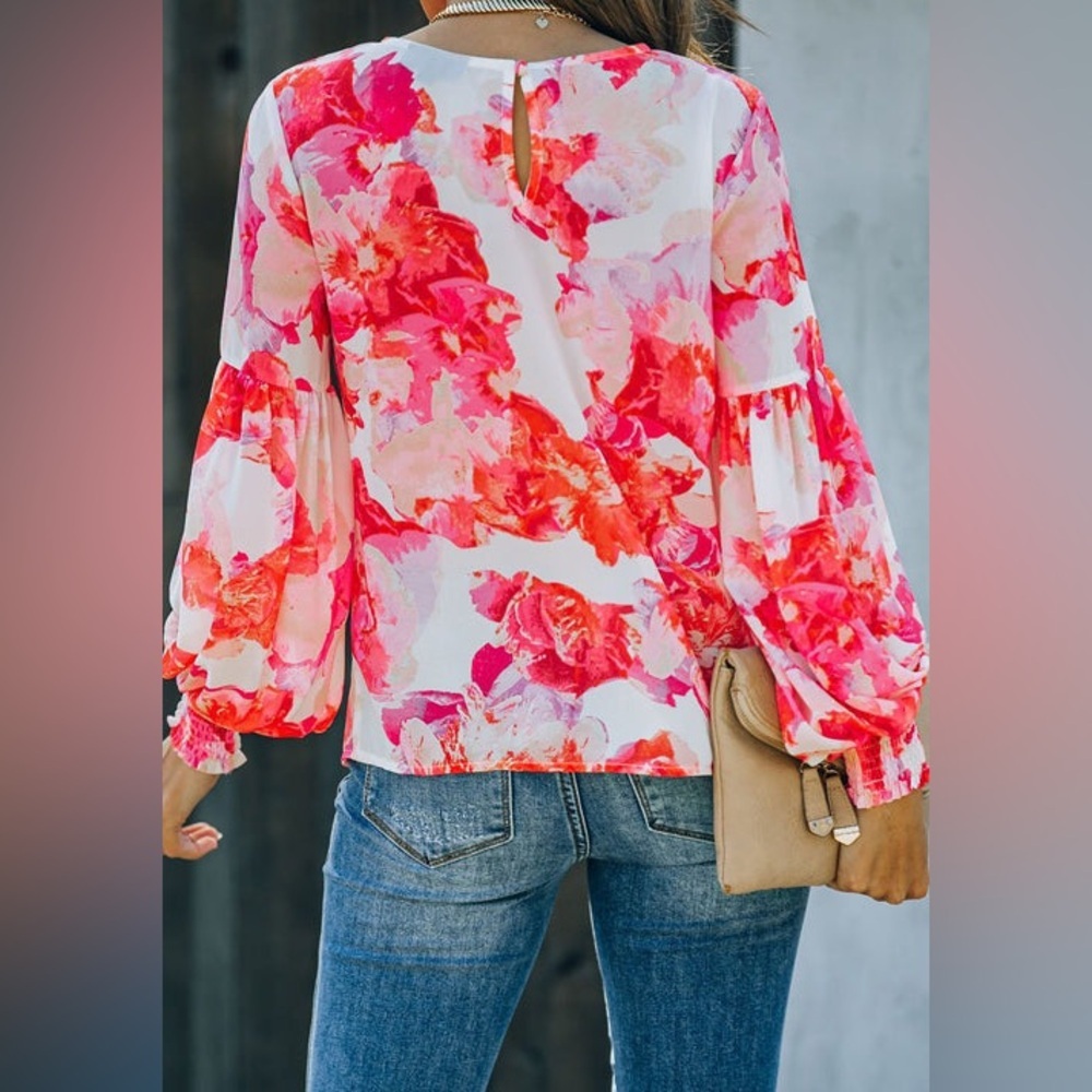 Flying Tomato • Floral Smocked Top - Picture 4 of 14